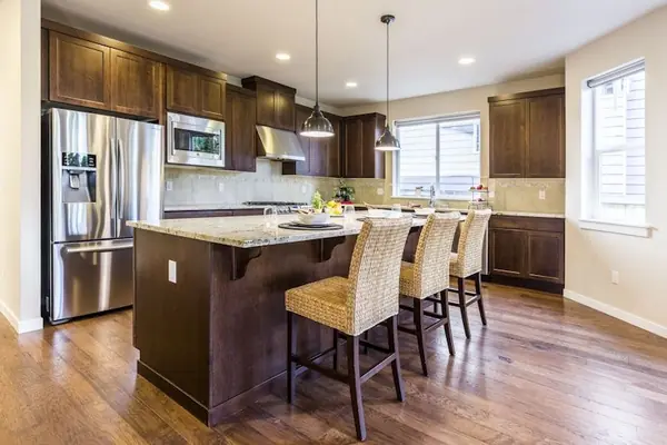 Hardwood floor refinishing and polishing by Beaver Wood Restoration in Toronto